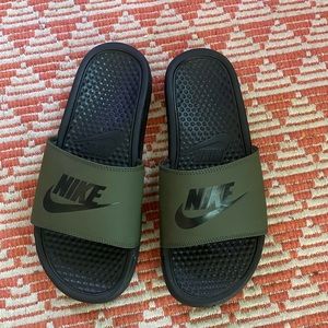 Nike army green slides